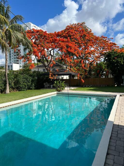 Casa de férias Rustica 5 Bedroom 3 Bath With Pool Next To River 1800 Miami