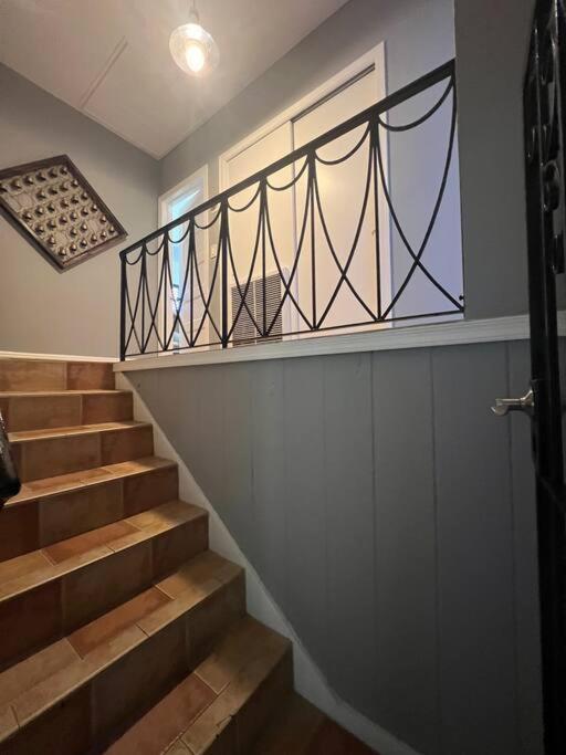Rustica 5 Bedroom 3 Bath With Pool Next To River 1800