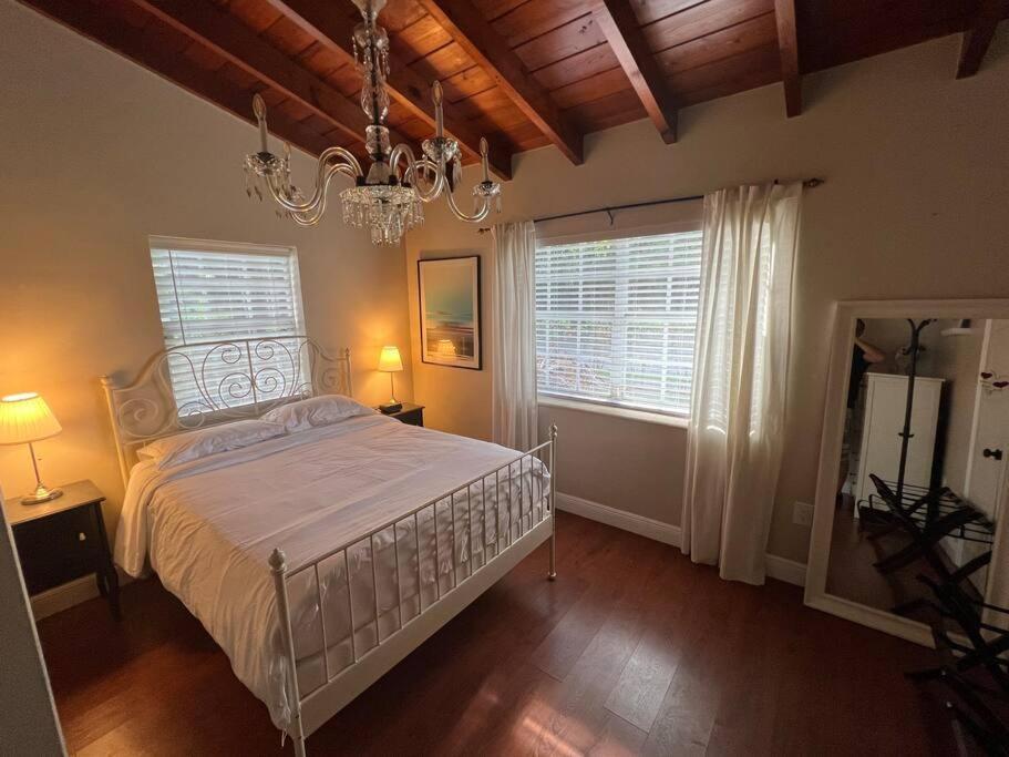 Rustica 5 Bedroom 3 Bath With Pool Next To River 1800 Casa de férias *